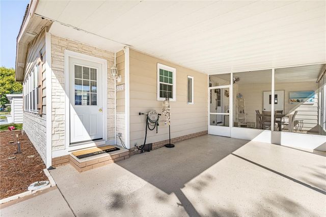 809 ORCHID STREET, Lady Lake, FL 32159