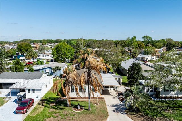 809 ORCHID STREET, Lady Lake, FL 32159