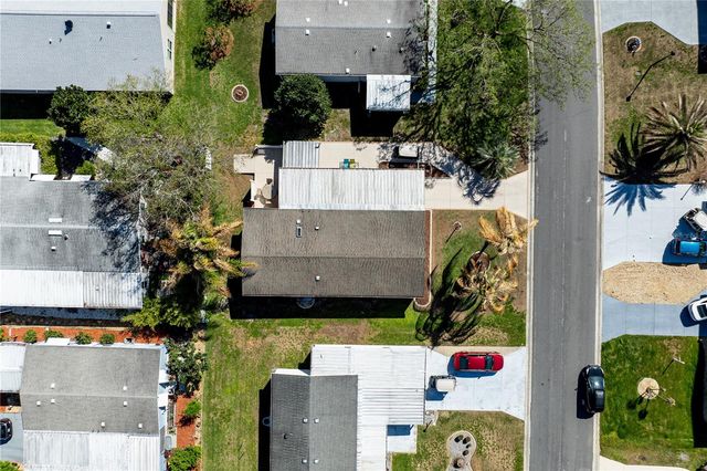 809 ORCHID STREET, Lady Lake, FL 32159