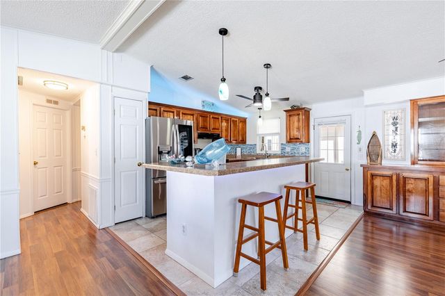 809 ORCHID STREET, Lady Lake, FL 32159