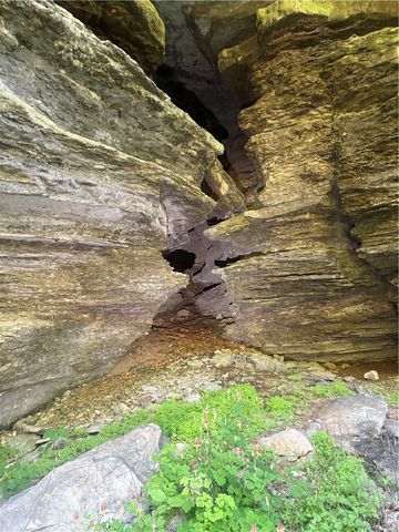 W US 62 Highway, Eureka Springs, AR 72631