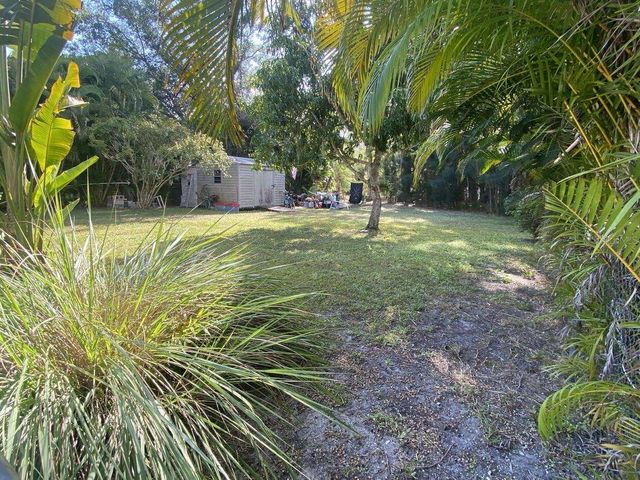 27511 CLEVELAND AVENUE, Punta Gorda, FL 33982