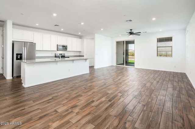 13320 W EAGLE FEATHER Road, Peoria, AZ 85383