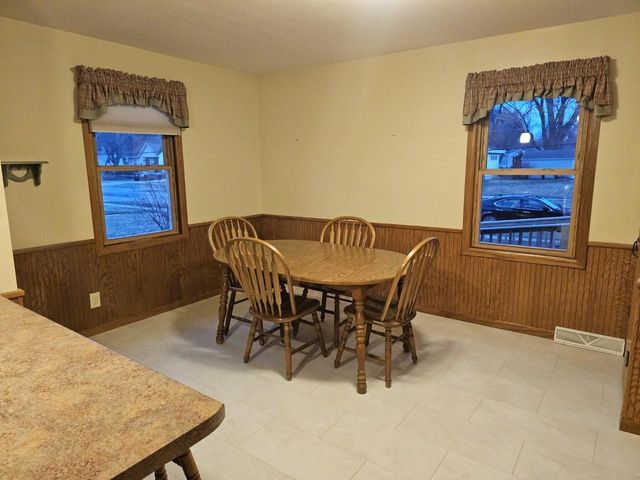 7240 Maywood Avenue, Middleton, WI 53562