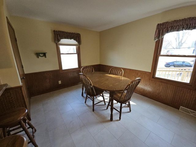 7240 Maywood Avenue, Middleton, WI 53562