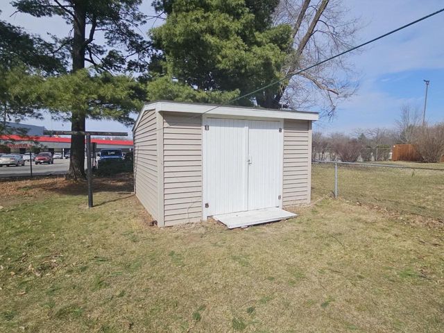 7240 Maywood Avenue, Middleton, WI 53562