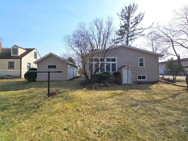 7240 Maywood Avenue, Middleton, WI 53562