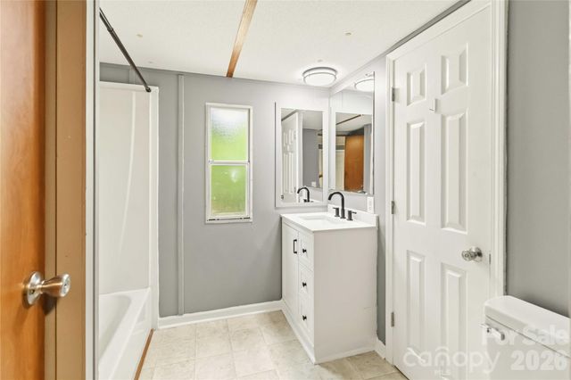 696 Kenwood Lane, Rock Hill, SC 29730
