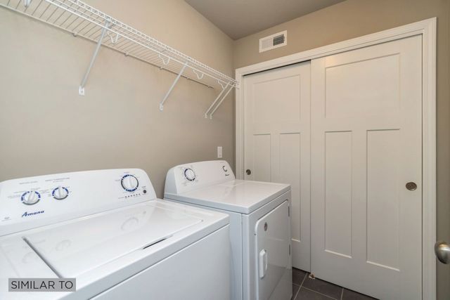 604 NE Winding Trail Lane, Ankeny, IA 50021