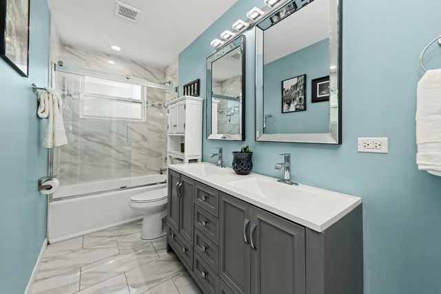 7701 Florence Avenue, Darien, IL 60561