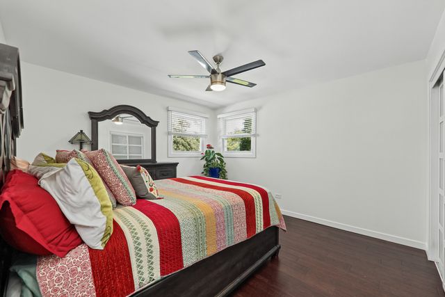 7701 Florence Avenue, Darien, IL 60561