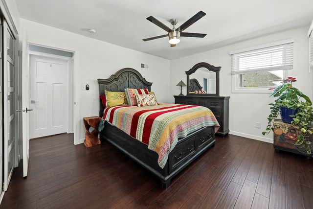 7701 Florence Avenue, Darien, IL 60561