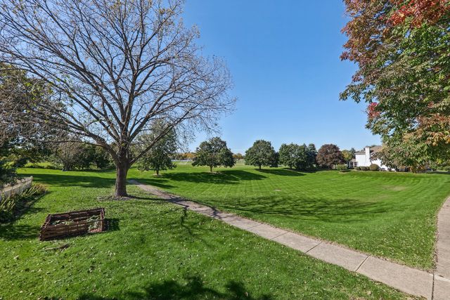 7701 Florence Avenue, Darien, IL 60561