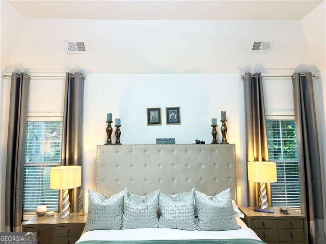 365 Dominique Court, Fayetteville, GA 30214
