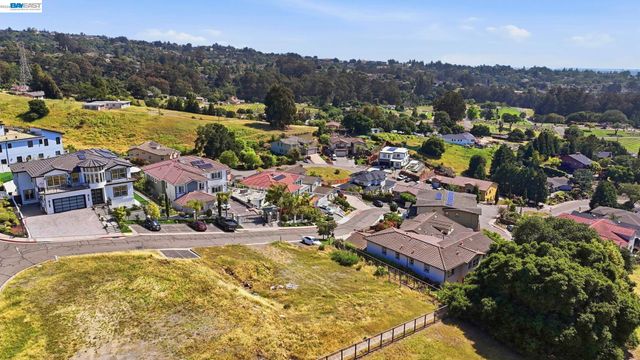 3588 Sarita St, Hayward, CA 94542