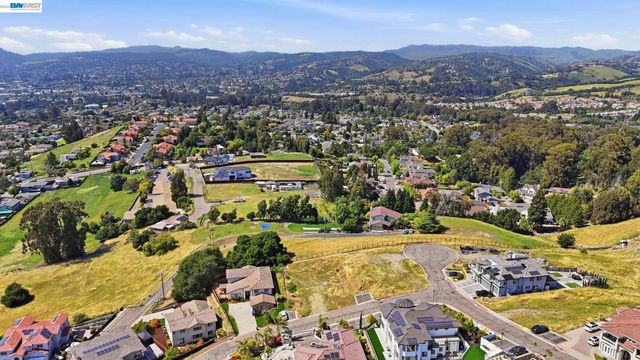 3588 Sarita St, Hayward, CA 94542
