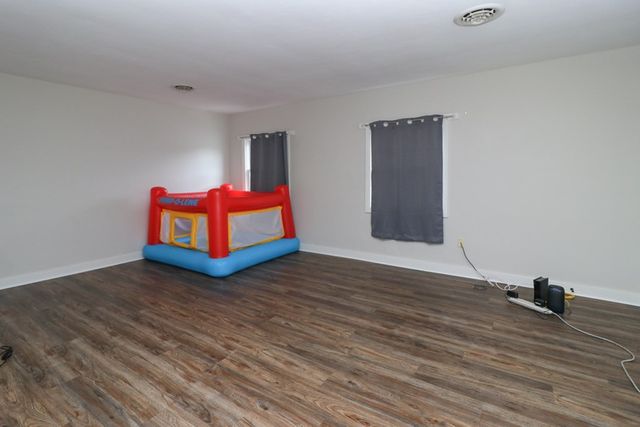 1303 E Park Ave, Mansfield, OH 44905