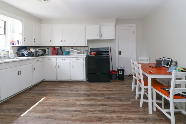 1303 E Park Ave, Mansfield, OH 44905