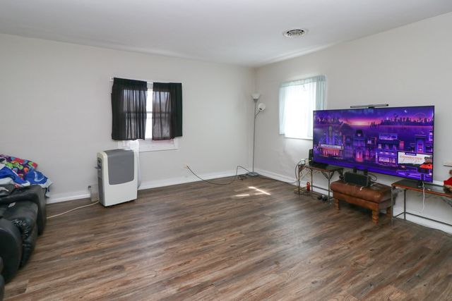 1303 E Park Ave, Mansfield, OH 44905