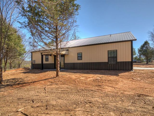 34 Antler Boulevard, Mcloud, OK 74851