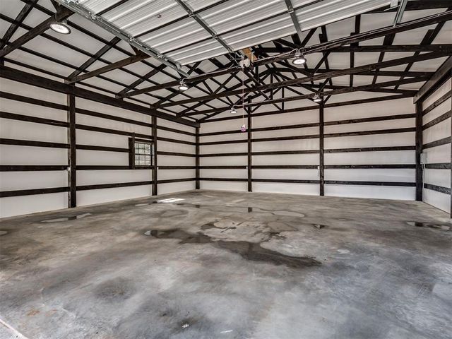 34 Antler Boulevard, Mcloud, OK 74851