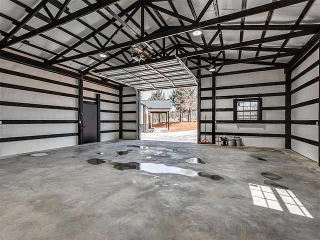 34 Antler Boulevard, Mcloud, OK 74851