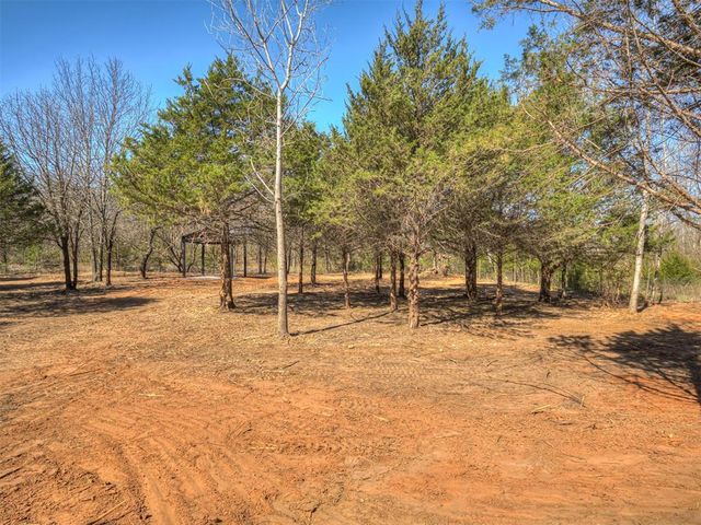 34 Antler Boulevard, Mcloud, OK 74851