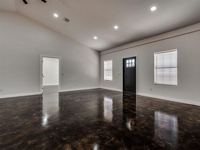 34 Antler Boulevard, Mcloud, OK 74851