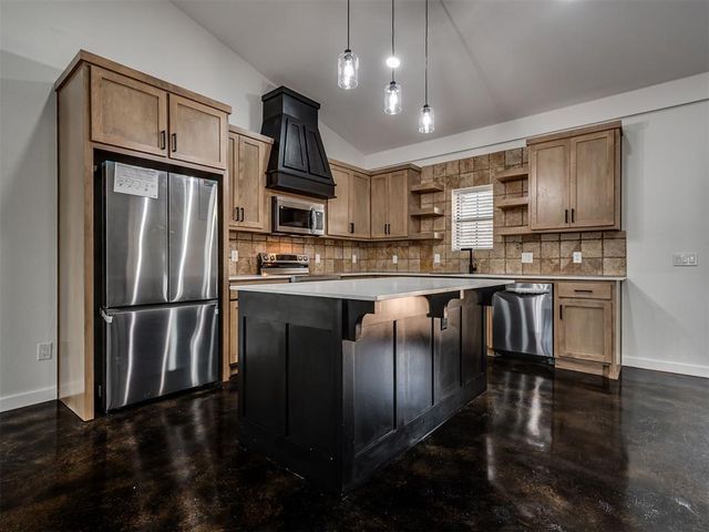 34 Antler Boulevard, Mcloud, OK 74851