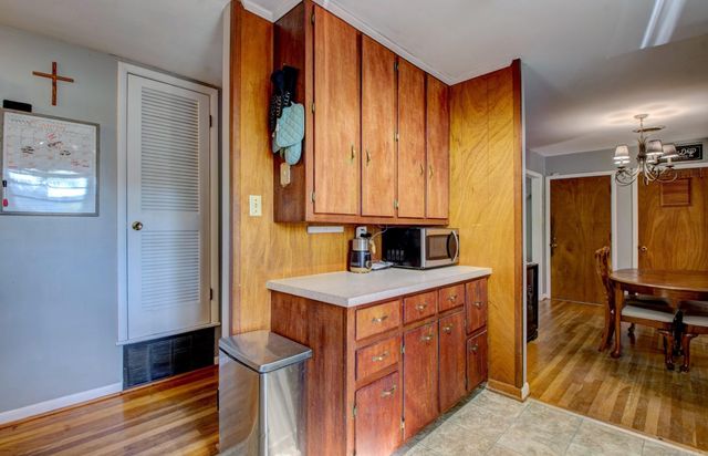 2405 Meadow Drive, Conway, AR 72034