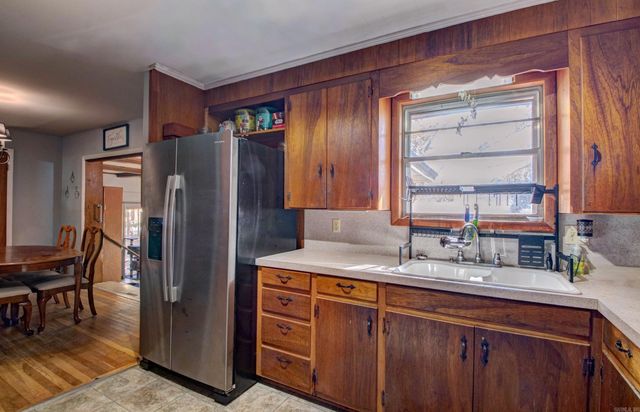 2405 Meadow Drive, Conway, AR 72034