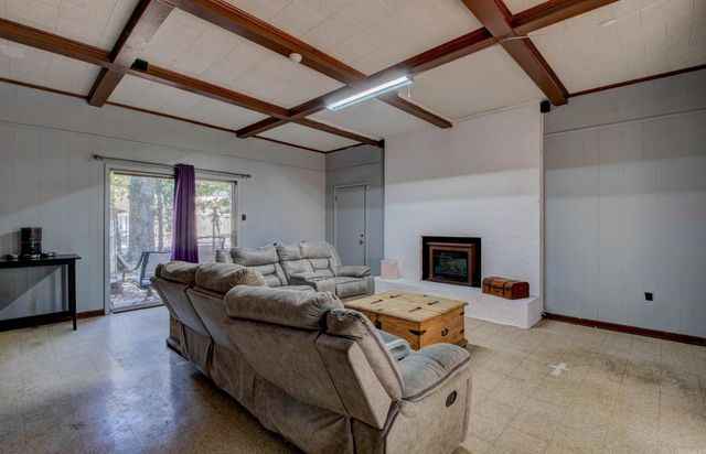 2405 Meadow Drive, Conway, AR 72034