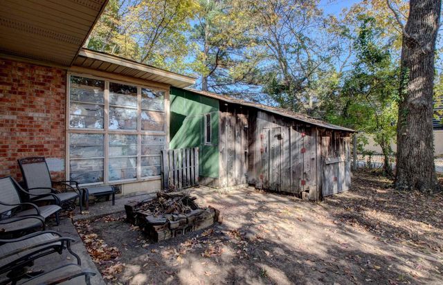 2405 Meadow Drive, Conway, AR 72034