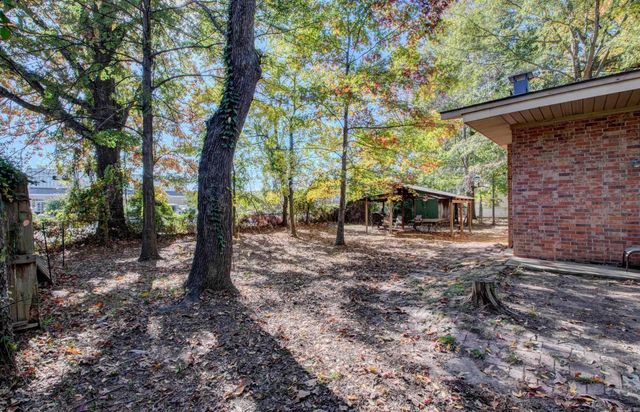 2405 Meadow Drive, Conway, AR 72034