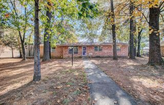 2405 Meadow Drive, Conway, AR 72034