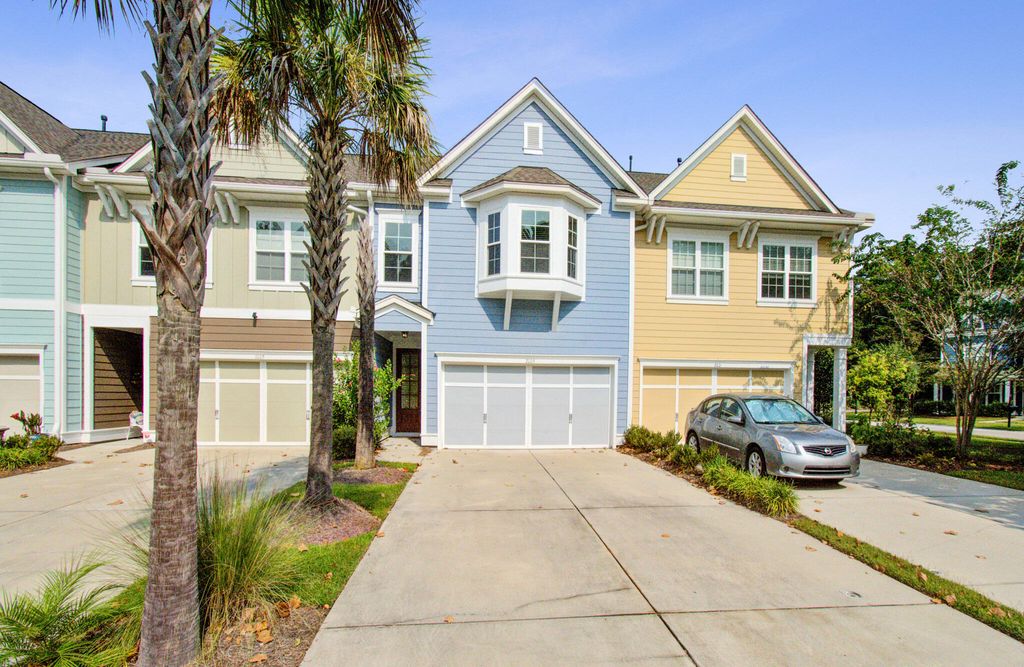 2005 Kings Gate Lane, Mount Pleasant, SC 29466