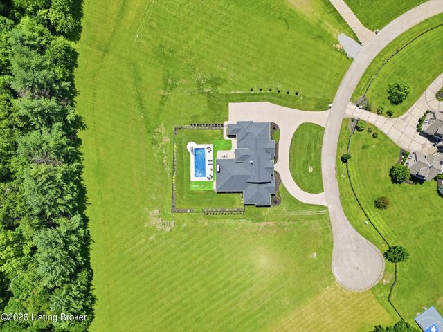 9302 Deepa Dr, Prospect, KY 40059