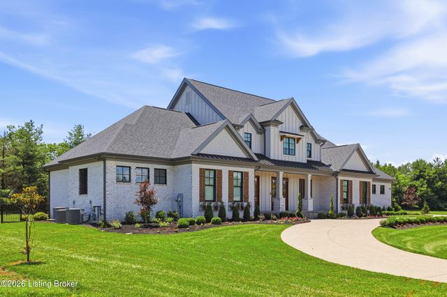 9302 Deepa Dr, Prospect, KY 40059