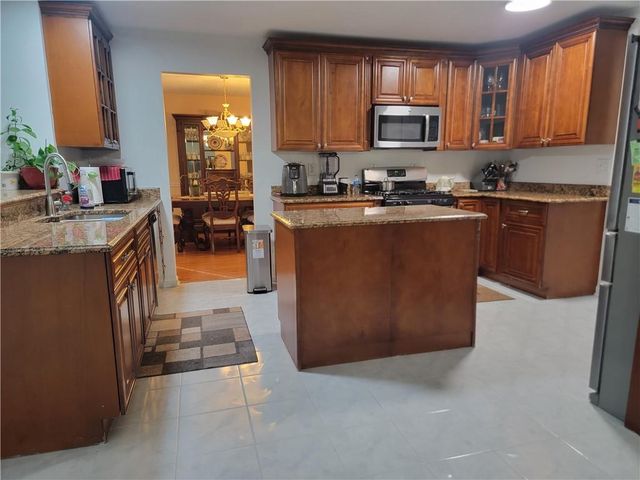 2525 Reeves Creek Road, Jonesboro, GA 30236