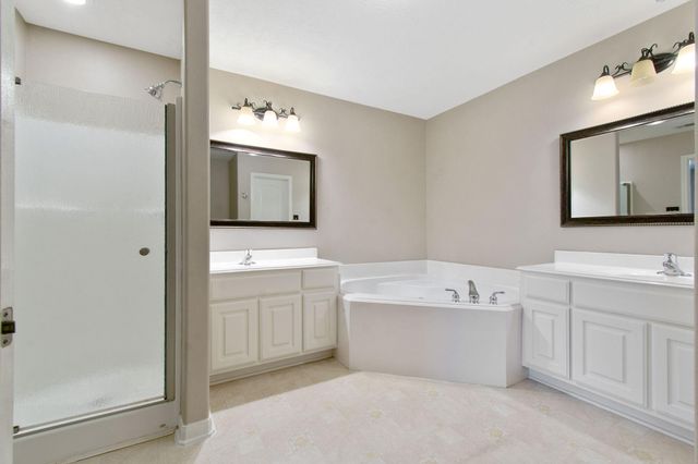 16225 Summerset Estates Boulevard, Conroe, TX 77302