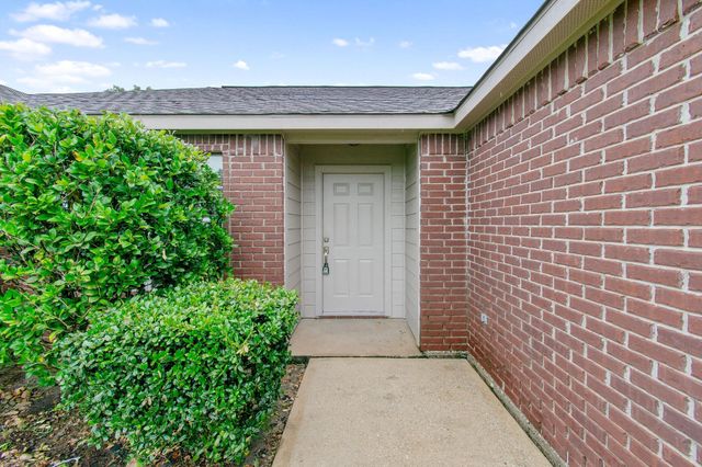 16225 Summerset Estates Boulevard, Conroe, TX 77302