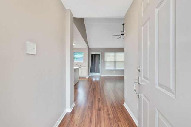 16225 Summerset Estates Boulevard, Conroe, TX 77302