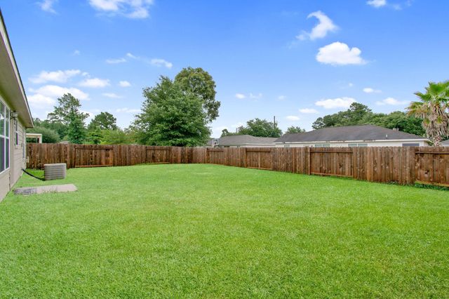 16225 Summerset Estates Boulevard, Conroe, TX 77302