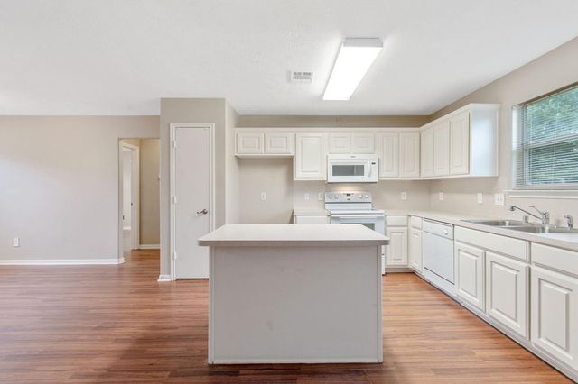 16225 Summerset Estates Boulevard, Conroe, TX 77302