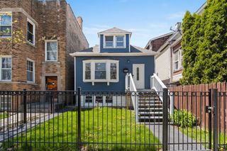 4322 N KIMBALL Avenue, Chicago, IL 60618