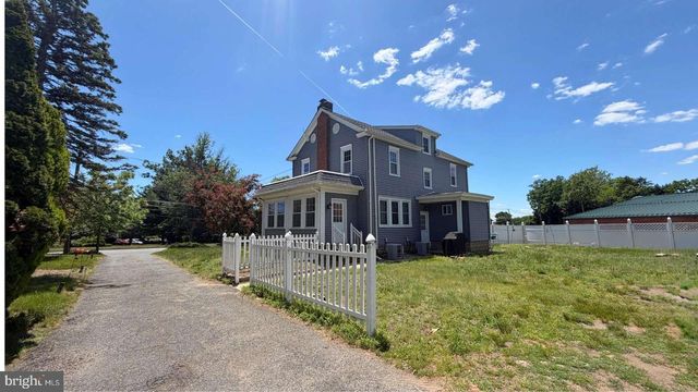 1048 MER-EDINBURG RD, Hamilton, NJ 08690
