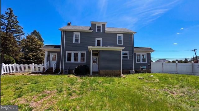 1048 MER-EDINBURG RD, Hamilton, NJ 08690