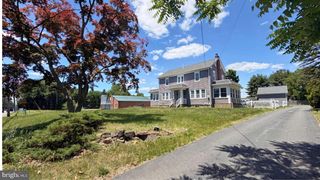1048 MER-EDINBURG RD, Hamilton, NJ 08690