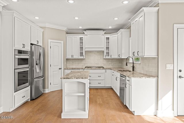 1452 Landmark Boulevard, Sevierville, TN 37862