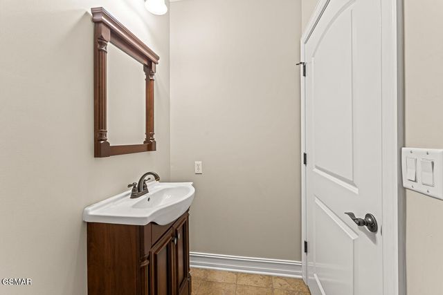 1452 Landmark Boulevard, Sevierville, TN 37862